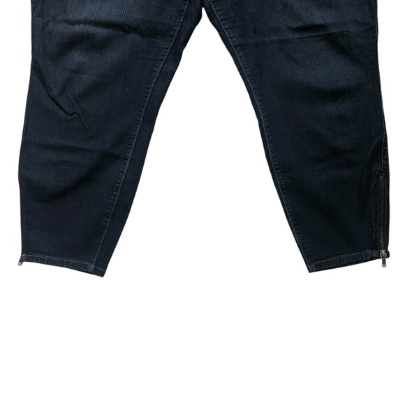 Torrid Zip Hem Super Skinny Jegging 22R Dark Wash - Picture 4 of 14